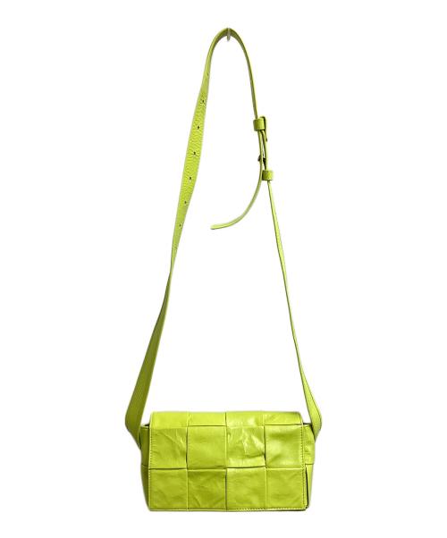 BOTTEGA VENETA（ボッテガベネタ）BOTTEGA VENETA (ボッテガベネタ) マキシイントレチャートカセット ミニバッグ イエローの古着・服飾アイテム
