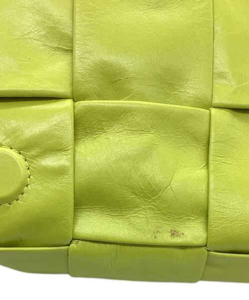 BOTTEGA VENETA（ボッテガベネタ）BOTTEGA VENETA (ボッテガベネタ) マキシイントレチャートカセット ミニバッグ イエローの古着・服飾アイテム