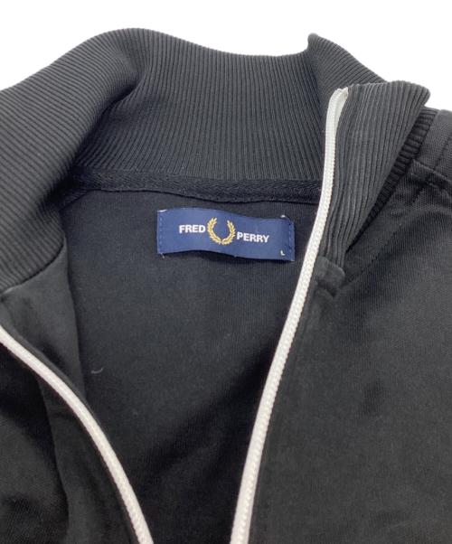 FRED PERRY（フレッドペリー）FRED PERRY (フレッドペリー) FRED PERRY トラックジャケット ブラック サイズ:Lの古着・服飾アイテム