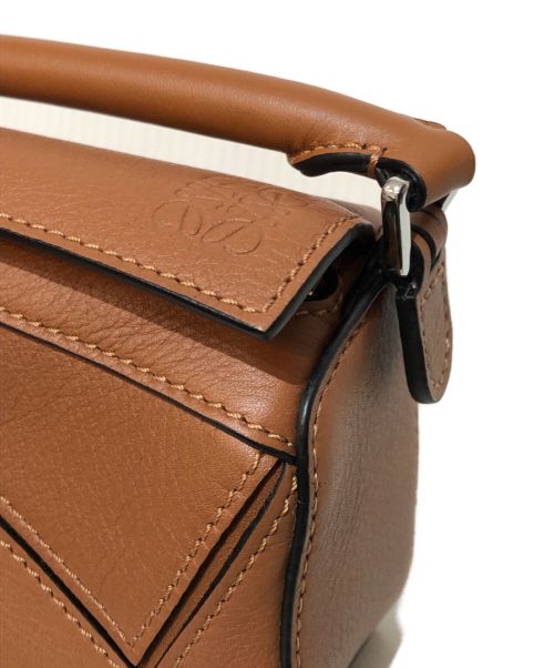 LOEWE（ロエベ）LOEWE (ロエベ) PUZZLE NANO BAG パズルバッグ ナノ ショルダーバッグ TANブラウンの古着・服飾アイテム