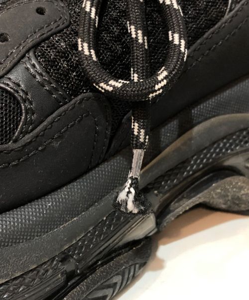 BALENCIAGA（バレンシアガ）BALENCIAGA (バレンシアガ) TripleS Clear Sole トリプルS スニーカー ブラック サイズ:42の古着・服飾アイテム