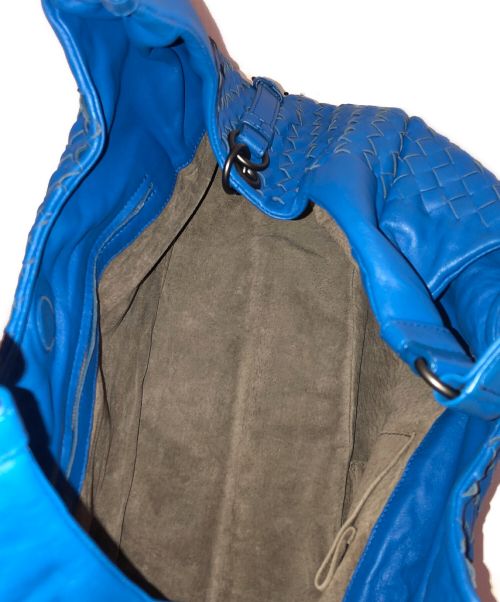 BOTTEGA VENETA（ボッテガベネタ）BOTTEGA VENETA (ボッテガベネタ) イントレチャート ミディアム カンパーナ ハンドバッグ ブルーの古着・服飾アイテム