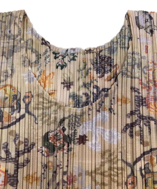 PLEATS PLEASE（プリーツプリーズ）PLEATS PLEASE (プリーツプリーズ) プリーツカットソー ベージュ サイズ:3の古着・服飾アイテム