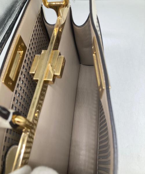 FENDI（フェンディ）FENDI (フェンディ) 2WAYハンドバッグ ピーカブー ミディアム PEEKABOO ISeeU MEDIUM 8BN321  ホワイトの古着・服飾アイテム