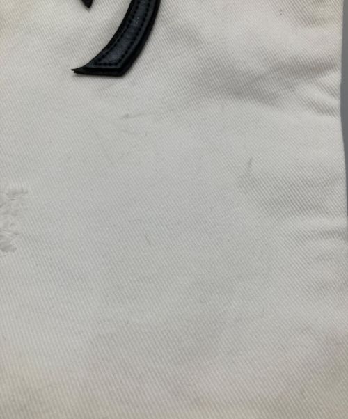 Palm Angels（パーム エンジェルス）Palm Angels (パーム エンジェルス) ロゴパッチ デニムパンツ ホワイト サイズ:W32（81㎝）の古着・服飾アイテム