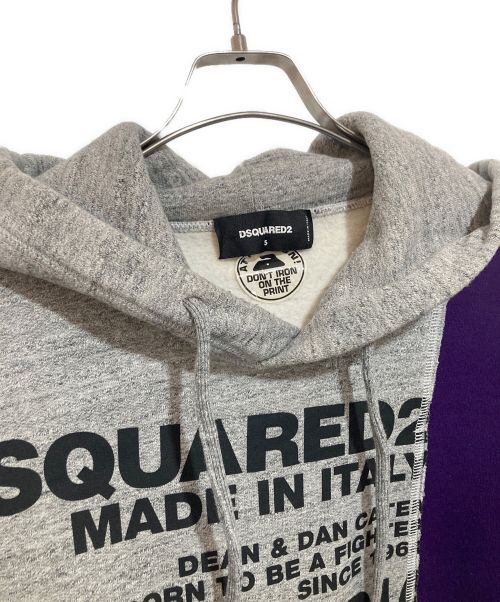 DSQUARED2（ディースクエアード）DSQUARED2 (ディースクエアード) ASYMMETRIC TWOTONE HOODIE グレー サイズ:Sの古着・服飾アイテム