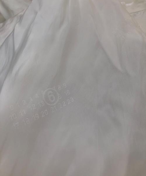 MM6 Maison Margiela（エムエムシックスメゾンマルジェラ）MM6 Maison Margiela (エムエムシックスメゾンマルジェラ) JACQUARD SHIRT DRESS ホワイト サイズ:36の古着・服飾アイテム