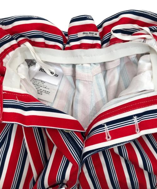 MIU MIU（ミュウミュウ）MIU MIU (ミュウミュウ) キュロットショートパンツ レッド サイズ:36の古着・服飾アイテム