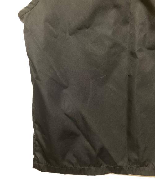 PRADA（プラダ）PRADA (プラダ) 三角プレートナイロンベスト ナイロンベスト SGC261 S231 1WQ8 ブラック サイズ:44の古着・服飾アイテム