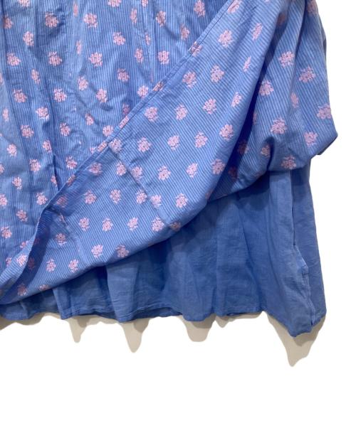 ne quittez pas（ヌキテパ）ne quittez pas (ヌキテパ) Dobby Stripe Flower Print Sleeveless Dress ブルー サイズ:Mの古着・服飾アイテム