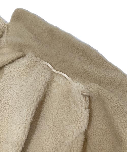 LOEWE（ロエベ）LOEWE (ロエベ) オールドムートンコート　OLD LOEWE ホワイト サイズ:40の古着・服飾アイテム