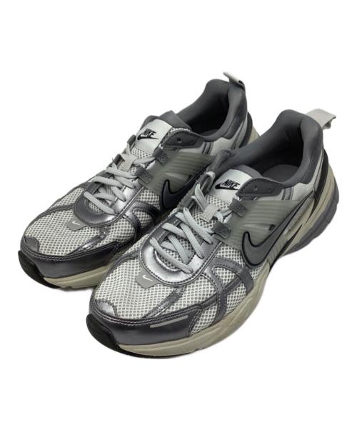 NIKE（ナイキ）NIKE (ナイキ) W NIKE V2K RUN グレー サイズ:US11.5の古着・服飾アイテム