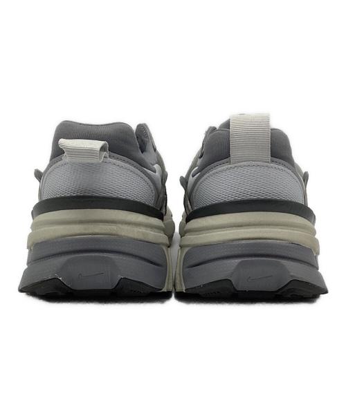 NIKE（ナイキ）NIKE (ナイキ) W NIKE V2K RUN グレー サイズ:US11.5の古着・服飾アイテム
