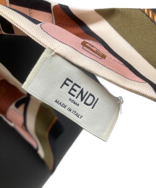 FENDI（フェンディ）FENDI (フェンディ) ピーカブー ISeeU スモール ブラックカーフレザー バッグ 8BN327・AFL0・229・0139 ブラックの古着・服飾アイテム
