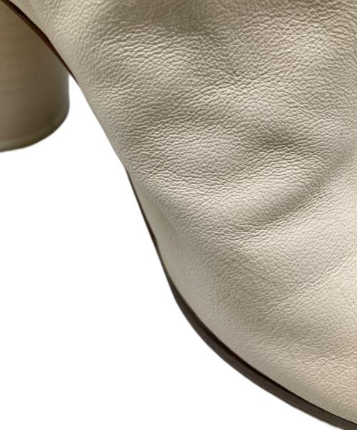 Maison Margiela（メゾンマルジェラ）Maison Margiela (メゾンマルジェラ) 足袋ブーツ ホワイト サイズ:36の古着・服飾アイテム