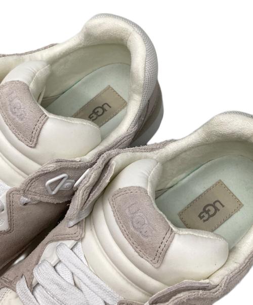 UGG（アグ）UGG (アグ) ミッドカットスニーカー ベージュ サイズ:28cmの古着・服飾アイテム