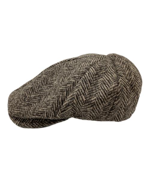 ARMANI COLLEZIONI（アルマーニ コレツィオーニ）ARMANI COLLEZIONI (アルマーニ コレツィオーニ) レザーロゴキャスケット　帽子 ブラウン サイズ:59の古着・服飾アイテム