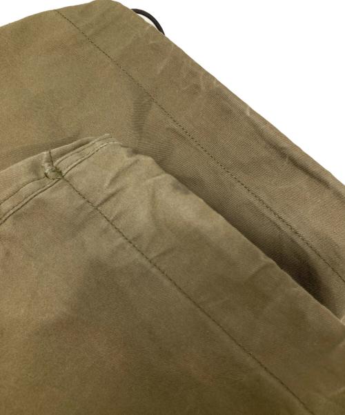 NNBF（エヌエヌビーエフ）NNBF (エヌエヌビーエフ) WIDE CARGO PANTS カーキ サイズ:Mの古着・服飾アイテム