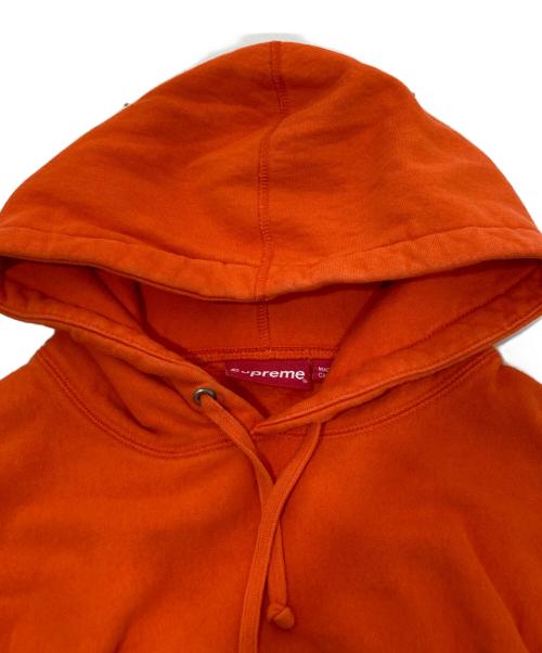 SUPREME（シュプリーム）Supreme (シュプリーム) Embossed Logo Hooded Sweatshirt オレンジ サイズ:Mの古着・服飾アイテム