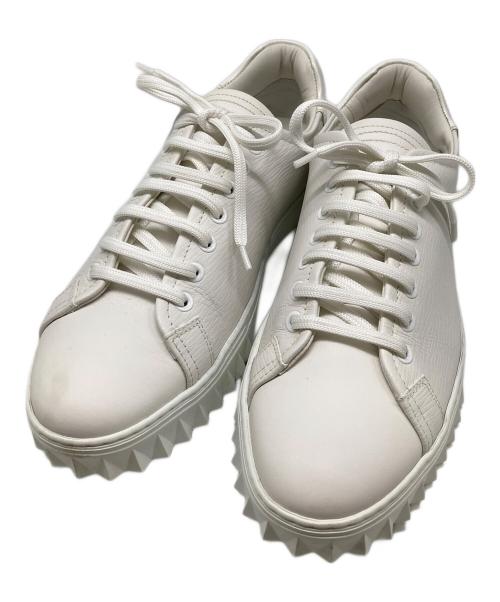 Salvatore Ferragamo（サルヴァトーレ フェラガモ）Salvatore Ferragamo (サルヴァトーレ フェラガモ) CUBE ホワイト サイズ:7Mの古着・服飾アイテム