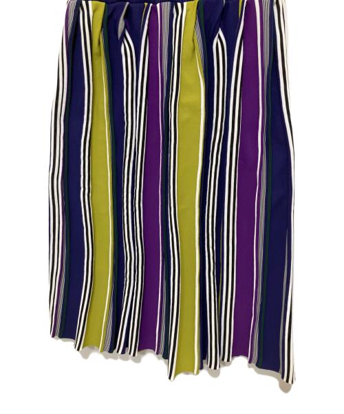 UN3D.（アンスリード）UN3D. (アンスリード) マルチストライプコンストラクティブスカート ブルー サイズ:38の古着・服飾アイテム