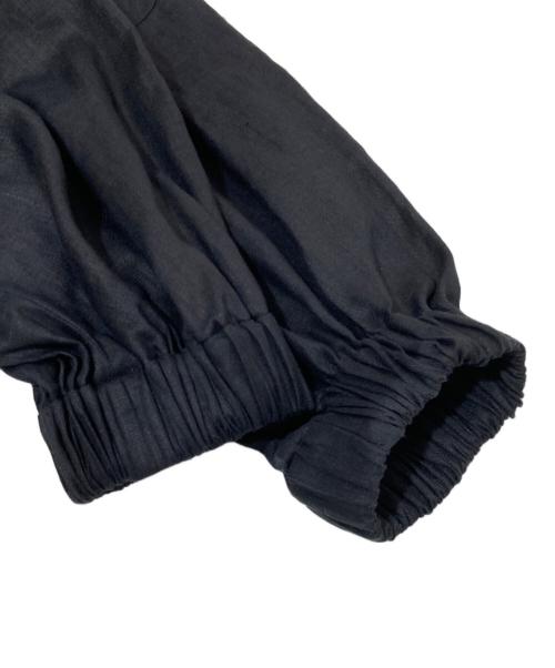 HYKE（ハイク）HYKE (ハイク) LINEN SHIRRED TOP ブラック サイズ:1の古着・服飾アイテム