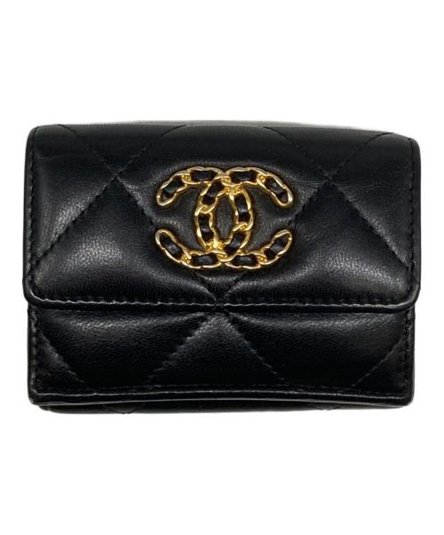 CHANEL（シャネル）CHANEL (シャネル) 3つ折り財布 ブラックの古着・服飾アイテム