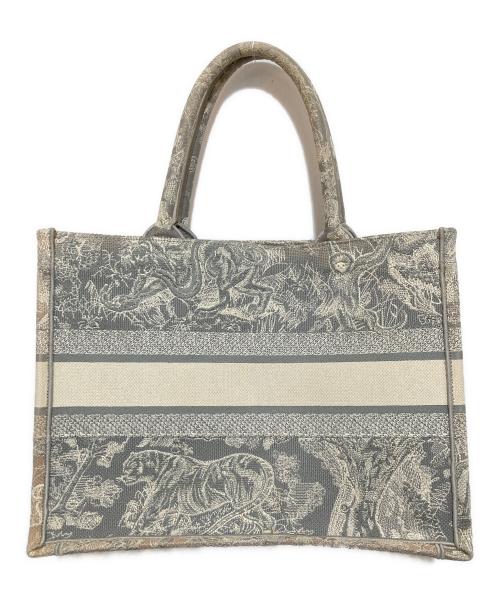 Christian Dior（クリスチャン ディオール）Christian Dior (クリスチャン ディオール) トワル ドゥ ジュイ エンブロイダリー ミディアムトートバッグ ブックトート M1296ZRGO グレーの古着・服飾アイテム