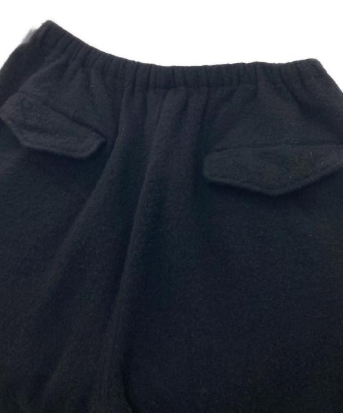 COMOLI（コモリ）COMOLI (コモリ) 縮絨ウール 6Pパンツ 23AW Y03-03011 ブラック サイズ:3の古着・服飾アイテム