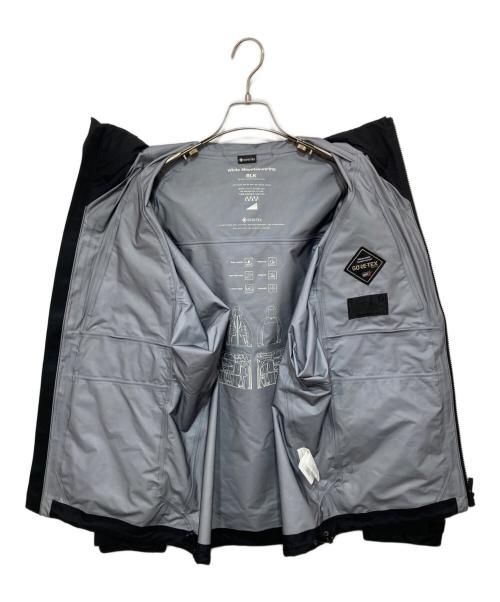 WHITE MOUNTAINEERING（ホワイトマウンテ二アニング）WHITE MOUNTAINEERING (ホワイトマウンテ二アニング) MOUNTAIN PARKA ブラックの古着・服飾アイテム