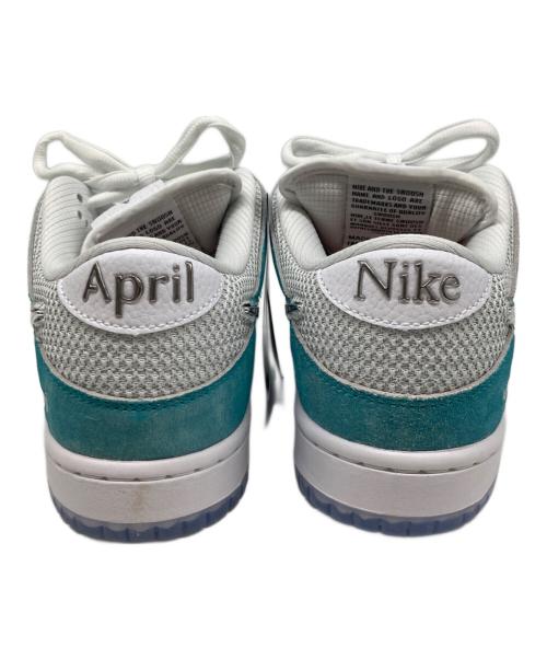 NIKE SB（ナイキエスビー）NIKE SB (ナイキエスビー) APRIL SKATEBOARDS (エイプリル・スケートボード) スニーカー ホワイト サイズ:UK7.5の古着・服飾アイテム