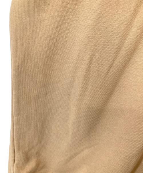 BURBERRY（バーバリー）BURBERRY (バーバリー) ワンポイントロゴスウェット　8043277 ベージュ サイズ:Lの古着・服飾アイテム