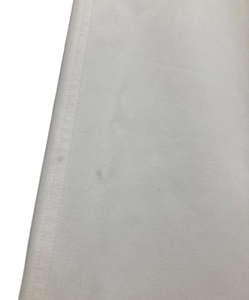 MaxMara（マックスマーラ）MaxMara (マックスマーラ) サイドアジャスター ワイドフレアパンツ ホワイト サイズ:42の古着・服飾アイテム