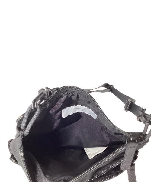 Graphpaper（グラフペーパー）Graphpaper (グラフペーパー) NYLON TWILL SACOCHE SMALL ブラックの古着・服飾アイテム