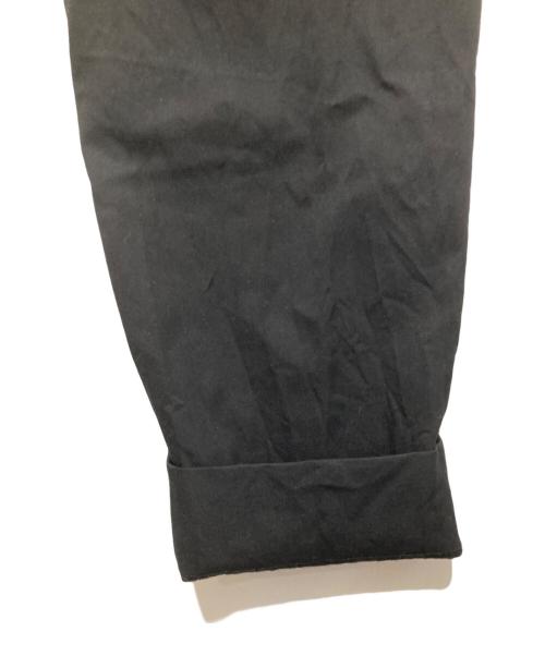 ATON（エイトン）ATON (エイトン) WOOL GABARDINE | テーパードタックパンツ ブラック サイズ:01の古着・服飾アイテム