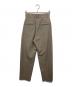 ATON (エイトン) WOOL GABARDINE | テーパードタックパンツ ベージュ サイズ:01：9000円