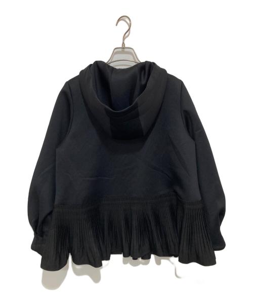 M-premierBLACK（エムプルミエブラック）M-premierBLACK (エムプルミエブラック) プリーツペプラムフーディジャケット ブラック サイズ:38の古着・服飾アイテム