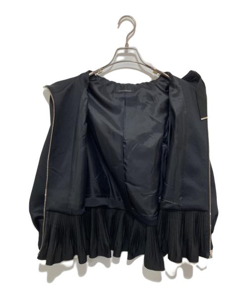 M-premierBLACK（エムプルミエブラック）M-premierBLACK (エムプルミエブラック) プリーツペプラムフーディジャケット ブラック サイズ:38の古着・服飾アイテム
