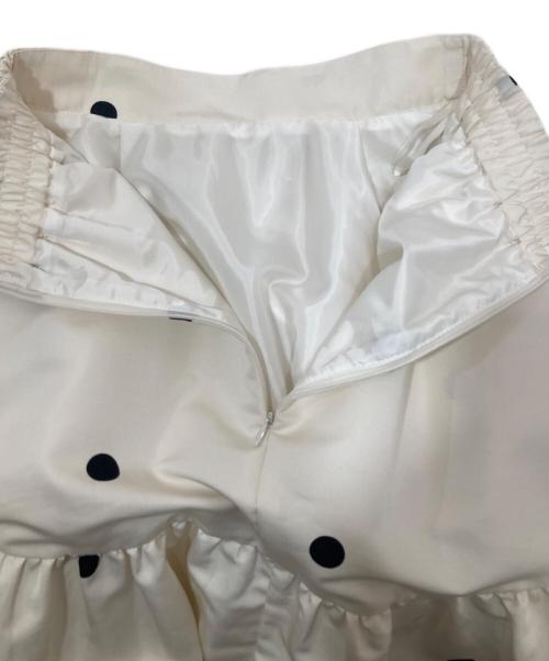 CADUNE（カデュネ）CADUNE (カデュネ) ドット切替スカート ホワイト サイズ:38の古着・服飾アイテム