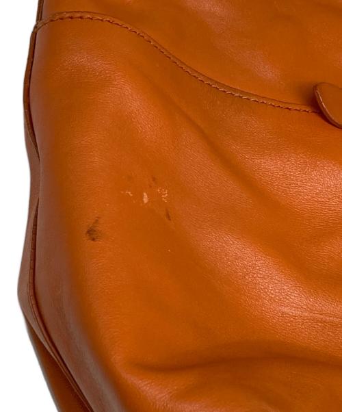 MIU MIU（ミュウミュウ）MIU MIU (ミュウミュウ) VITELLO SOFT オレンジの古着・服飾アイテム