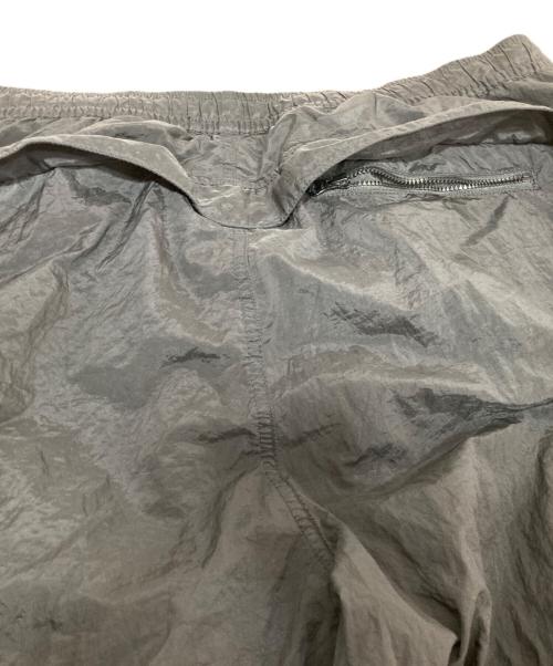 STONE ISLAND（ストーンアイランド）STONE ISLAND (ストーンアイランド) Nylon Metal ECONYL Shorts ブラック サイズ:W36の古着・服飾アイテム