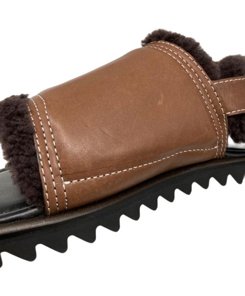 AURALEE（オーラリー）AURALEE (オーラリー) foot the coacher (フットザコーチャー) MOUTON SANDALS MADE BY FOOT THE COACHER ブラウン サイズ:25㎝の古着・服飾アイテム