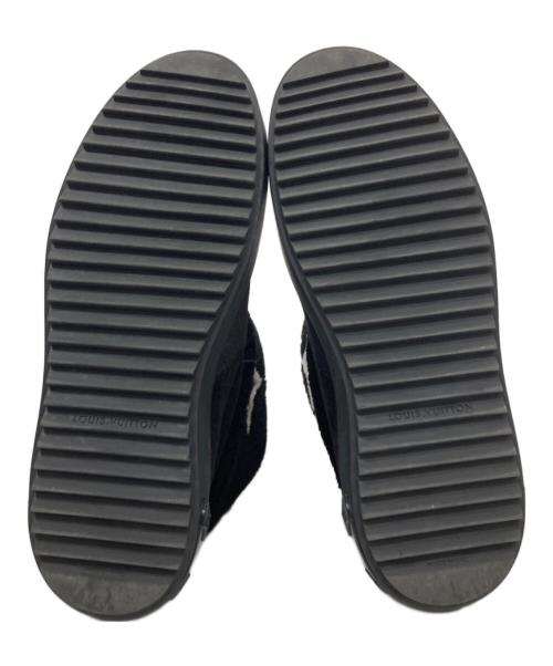 LOUIS VUITTON（ルイ ヴィトン）LOUIS VUITTON (ルイ ヴィトン) SNOWDROP FLAT ANKLE BOOT スノードロップライン アンクルブーツ LVロゴ ムートンブーツ TC0251 ブラック サイズ:SIZE 371/2の古着・服飾アイテム