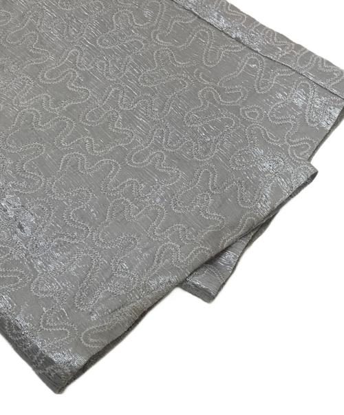 6(ROKU) BEAUTY&YOUTH（ロク ビューティーアンドユース）6(ROKU) BEAUTY&YOUTH (ロク ビューティーアンドユース) シルバーカラー エンブロイダリー パンツ グレー サイズ:Sの古着・服飾アイテム