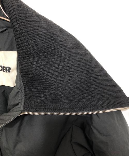 JIL SANDER（ジルサンダー）JIL SANDER (ジルサンダー) ビッグカラーダウンジャケット JSPT440097WT245400A12 ブラック サイズ:32の古着・服飾アイテム