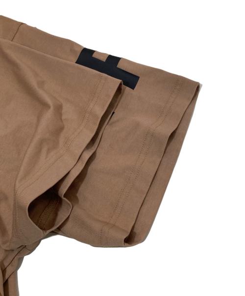 BURBERRY（バーバリー）BURBERRY (バーバリー) CARRICK HFH ROAD ロゴ プリントTシャツ ブラウン サイズ:Lの古着・服飾アイテム