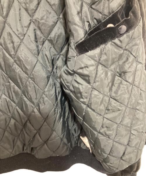 HARLEY-DAVIDSON（ハーレーダビッドソン）HARLEY-DAVIDSON (ハーレーダビッドソン) アームロゴ イーグル ベロアブルゾン　30321 ブラック サイズ:Mの古着・服飾アイテム