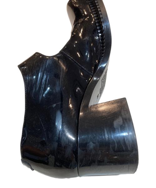 Maison Margiela（メゾンマルジェラ）Maison Margiela (メゾンマルジェラ) メリー ジェン シューズ ヒール エナメル サンダル ブラック サイズ:37の古着・服飾アイテム