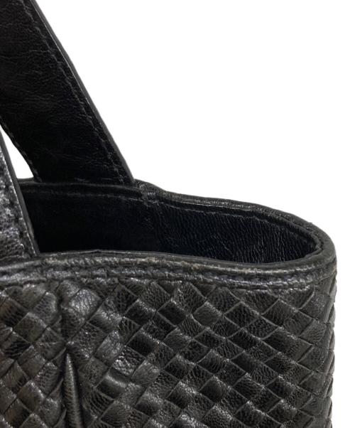 BOTTEGA VENETA（ボッテガベネタ）BOTTEGA VENETA (ボッテガベネタ) イントレチャートトートバッグ ブラックの古着・服飾アイテム