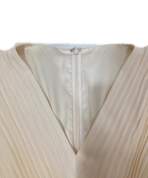 anuans（アニュアンス）anuans (アニュアンス) プリーツデザインワンピース アイボリー サイズ:Sの古着・服飾アイテム
